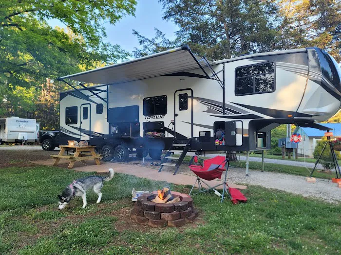 Paradise Lake Family Campground 1