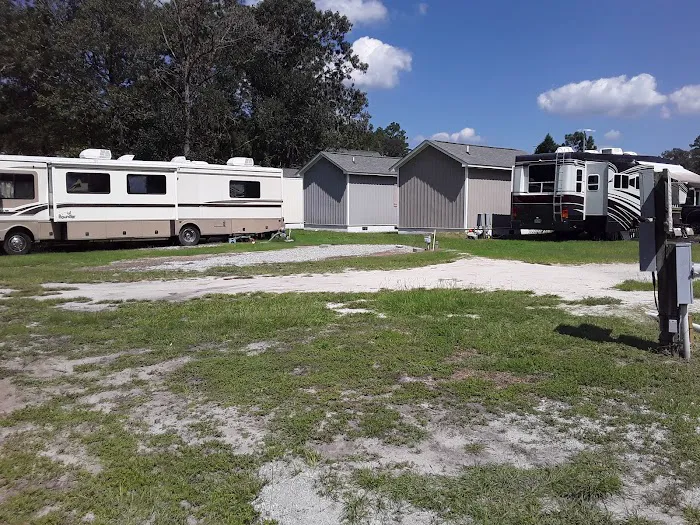 Moonlight Lake RV Park and Cottages 6
