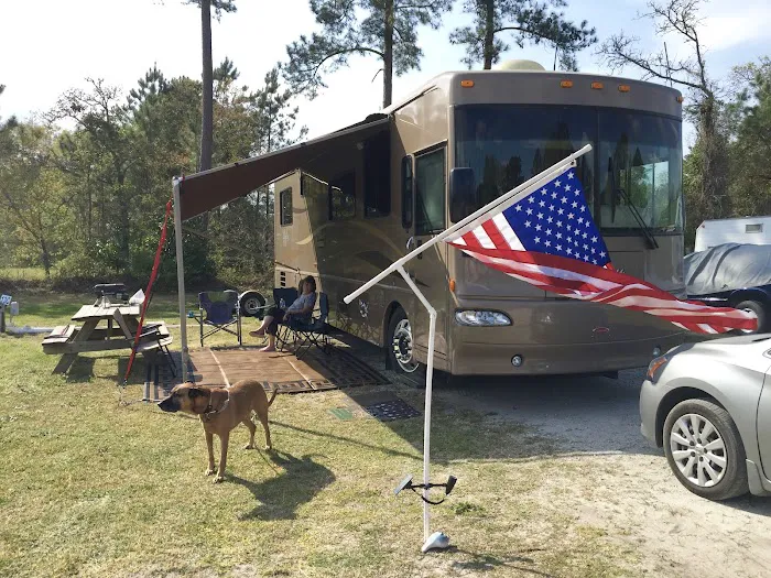 Moonlight Lake RV Park and Cottages 9