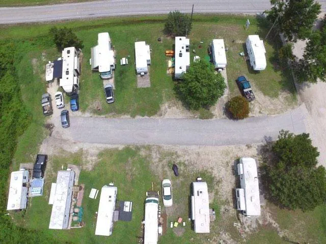 Buttons Family Campground 1