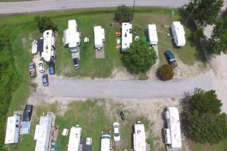 Buttons Family Campground
