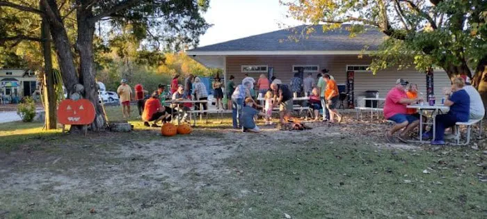 Buttons Family Campground 8