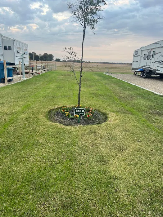 Oak Grove Tiny Home and RV Community 3