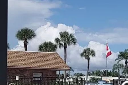 Hawaiian Isles RV Resort
