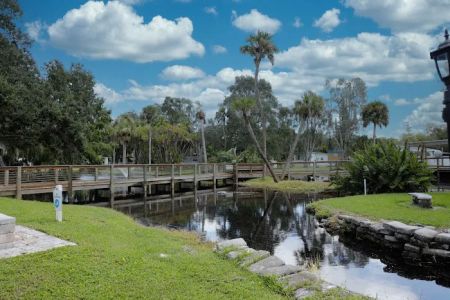 Enchanted Lakes MH & RV Resort