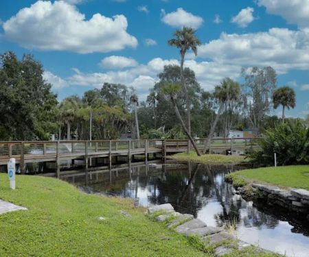 Enchanted Lakes MH & RV Resort