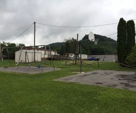 Raleigh Court Mobile Home Park