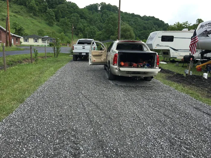 Bowles RV Village/RV Lot Rental Full Hookup 6