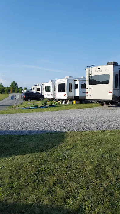 Hampton Summer Wind RV Park 1