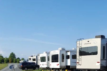 Hampton Summer Wind RV Park