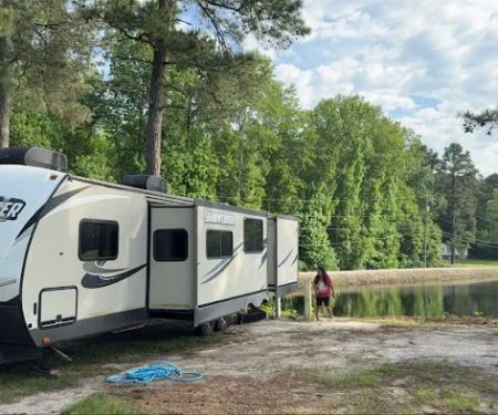 Clements Campsite(do not take overnight stays, only construction crews)