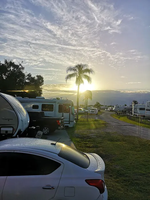 Starlite RV Park 8