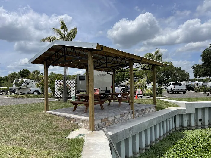 Taylor Creek RV Resort 9