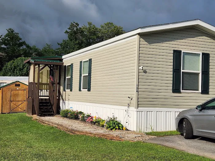 White Pines Pointe Mobile Home Park 10