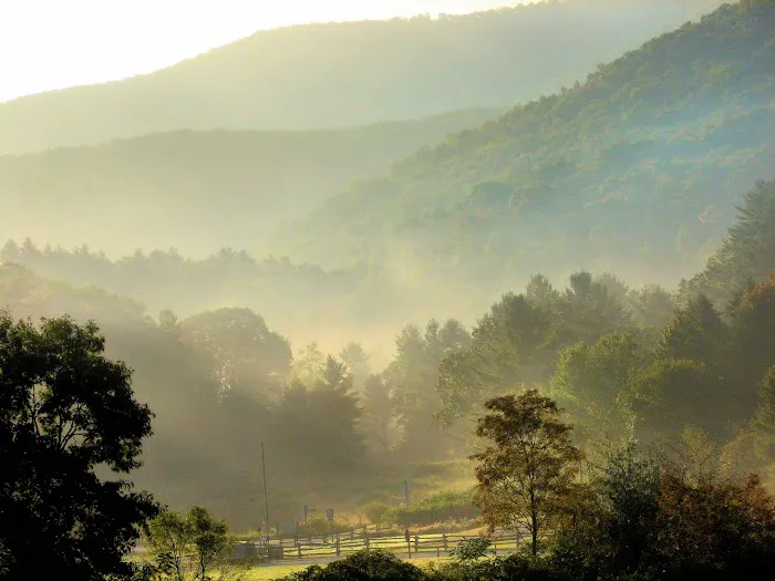 Montebello Camping & Fishing Resort 9