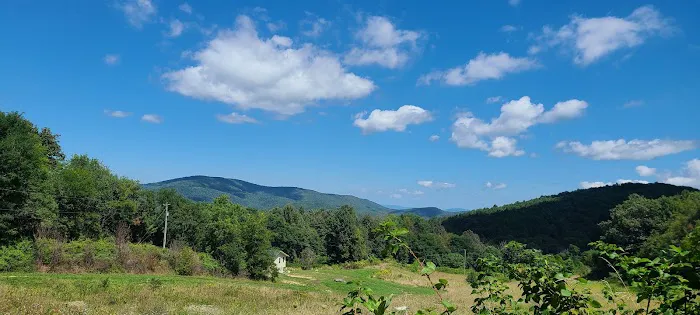 4 Mile Rock Meadows RV Camping 9
