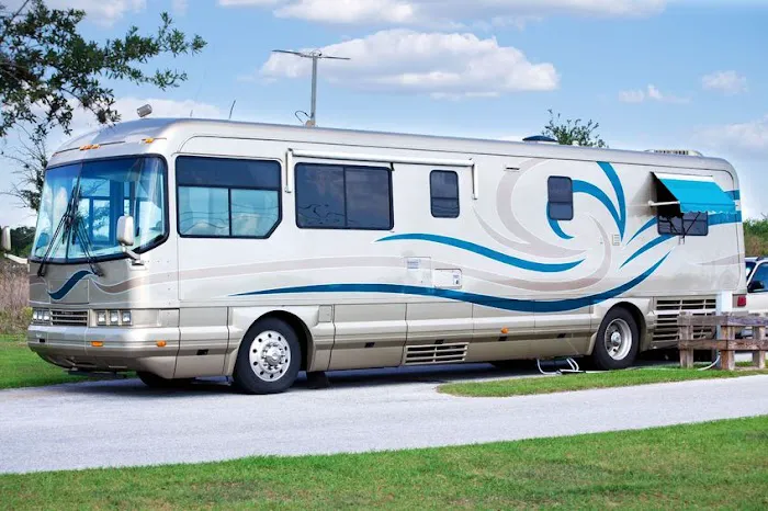 Butch's Fishcamp & RV Park 2