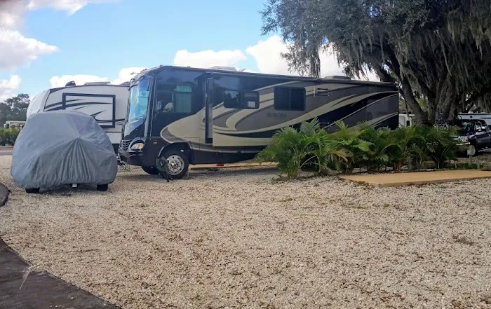 Lake Okeechobee RV Park 9