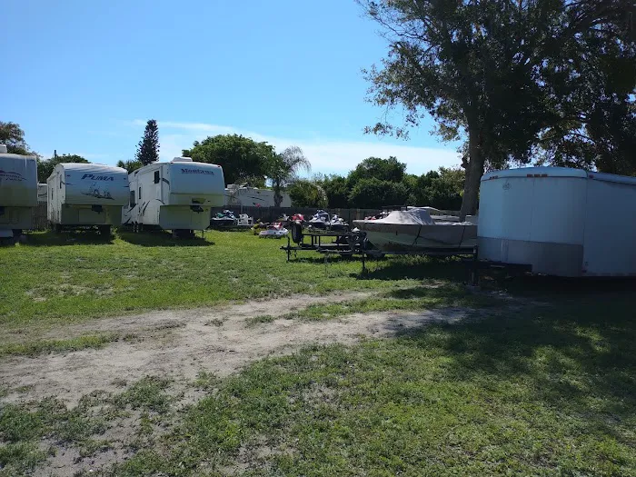 Breezeway Trailer Park 5