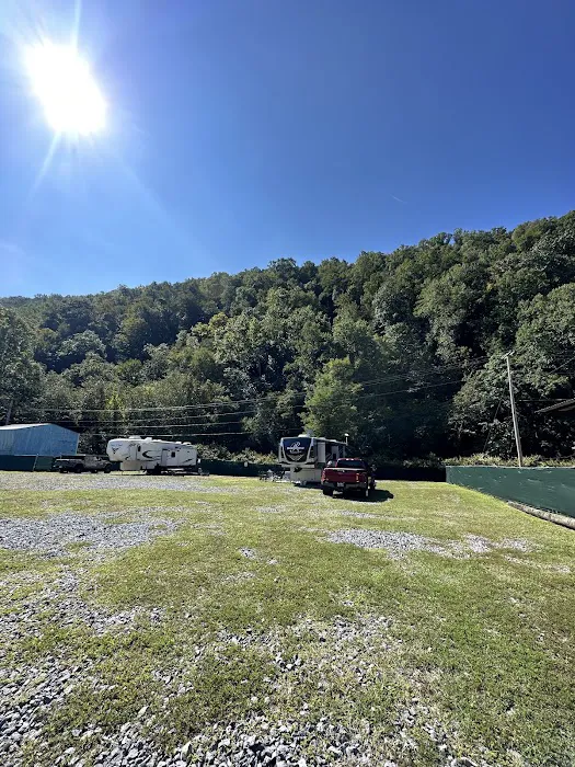 Rockhouse RV Park 4