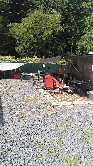 Rockhouse RV Park 9