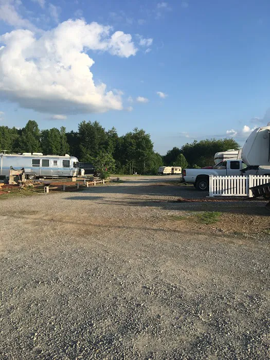Eagle's Nest Campground 8