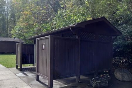 Stone Cliff Campground