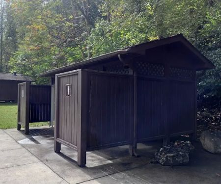 Stone Cliff Campground