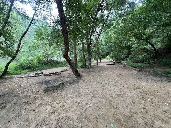 Stone Cliff Campground 4