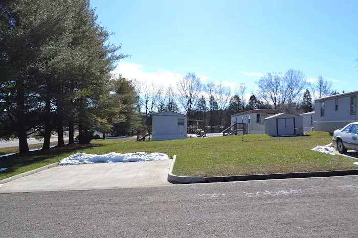 Farmville Manufactured Housing Community 10