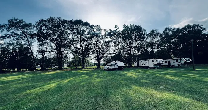 SkeeterFlats RV and Camper Park 2