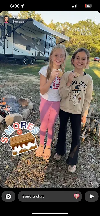 SkeeterFlats RV and Camper Park 5