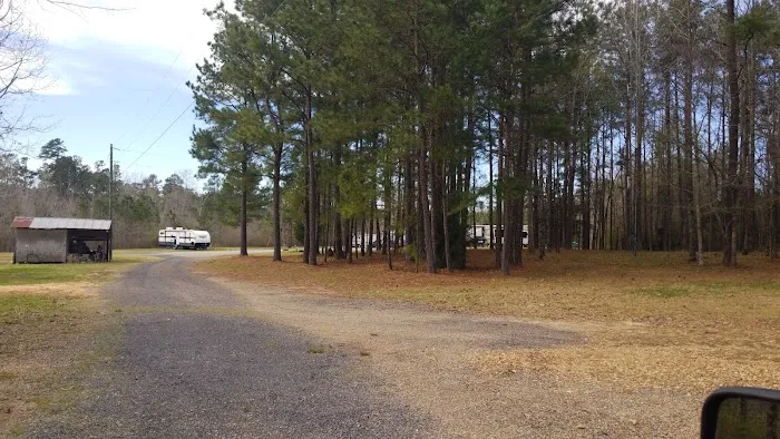 Kamp Kemper RV Park 8