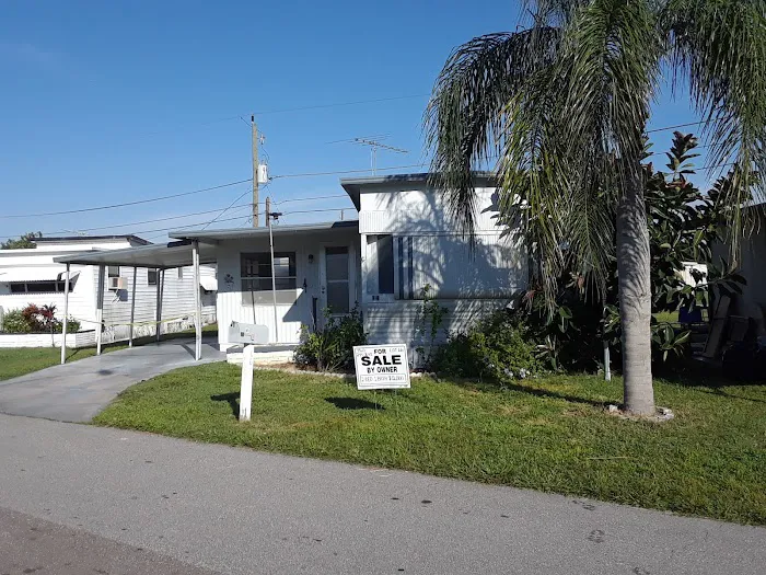 Carlyn Estates Trailer Park 4