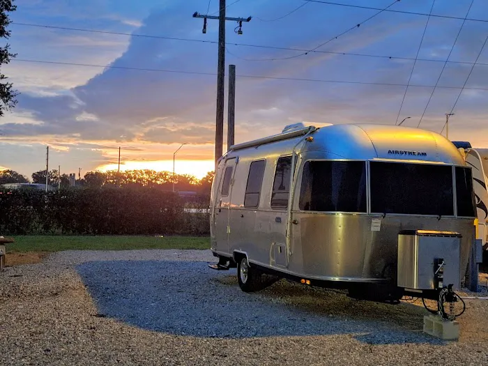 Lazy Oaks RV Park 4