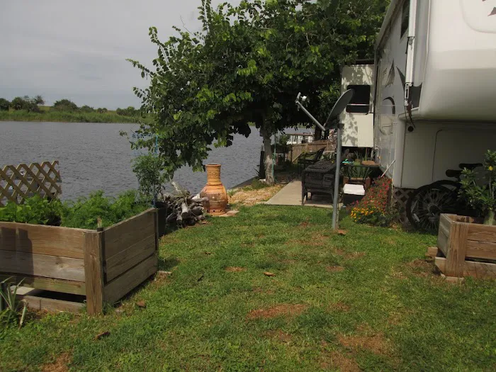 Gracious Tiny House Park 3