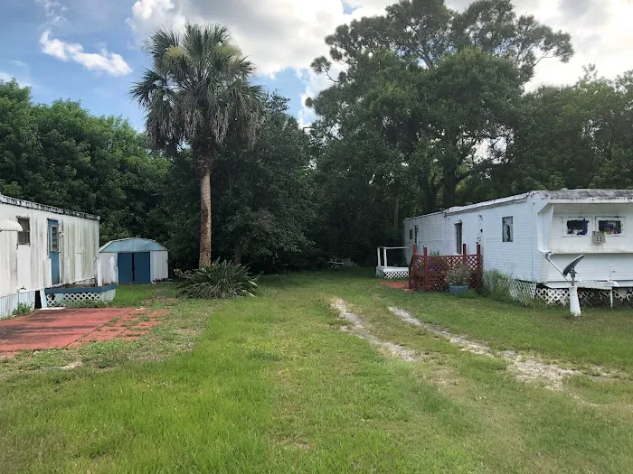 Sunset Mobile Home Court 6