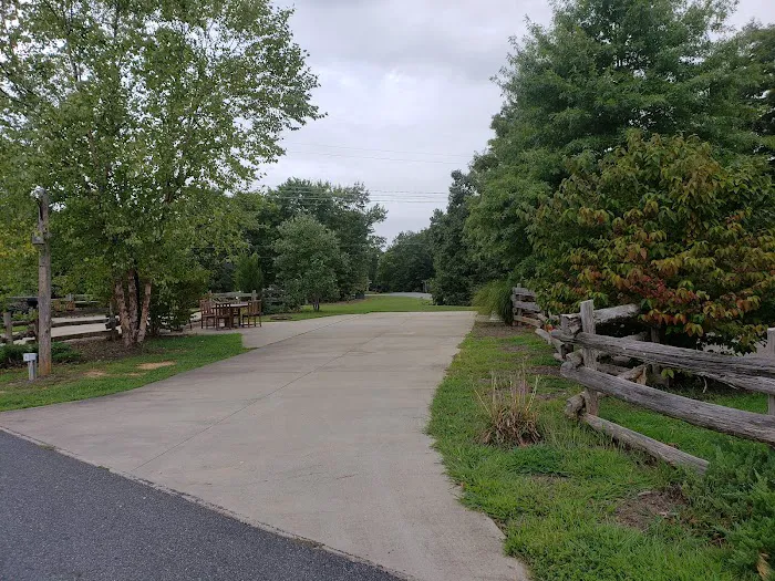 Shenandoah Crossing Resort RV Park 8