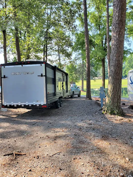 Amelia Family Campground 3