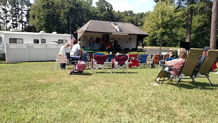 Amelia Family Campground 6