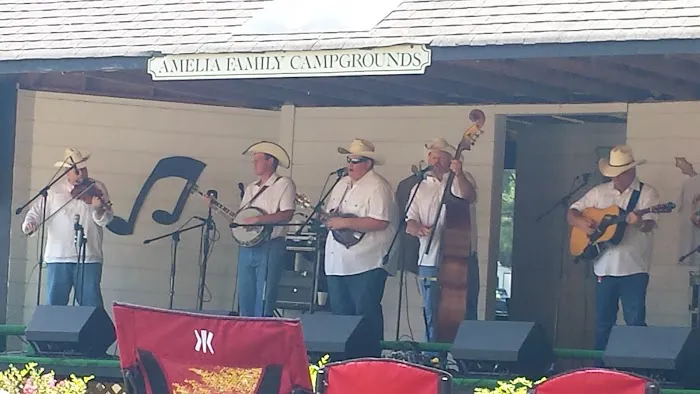 Amelia Family Campground 9