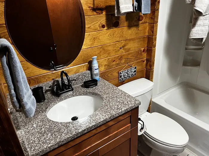 Lunker Lodge and RV Park 2