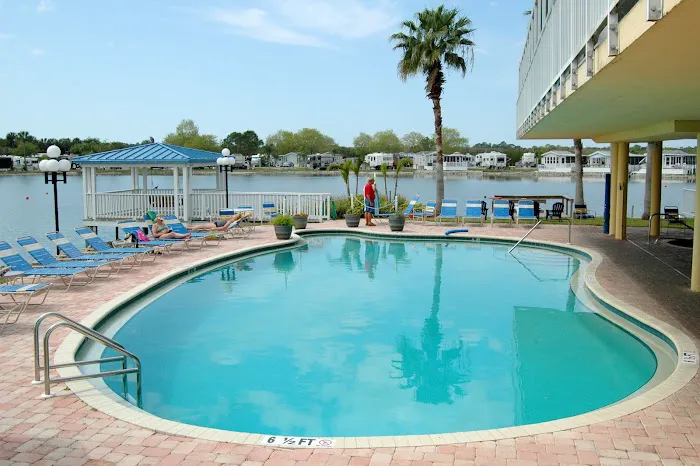 Encore Winter Quarters Manatee 5