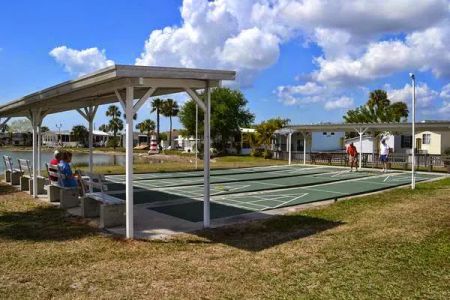 Encore Winter Quarters Manatee