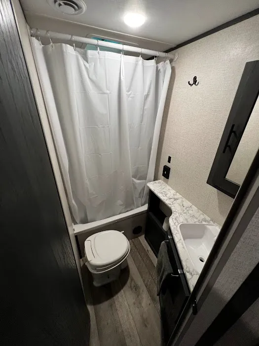 Chris's RV Rental 2