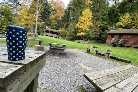 Middle Mountain Cabins