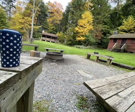 Middle Mountain Cabins