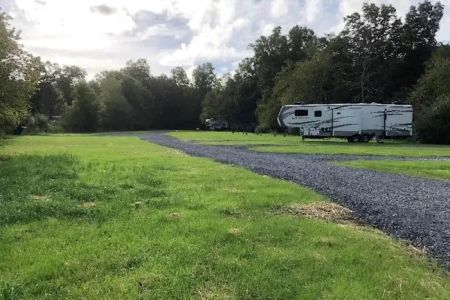 Hollybrook Farm Campground