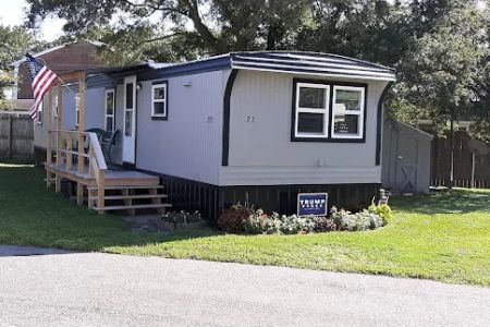 Admiralty Mobile Home Court