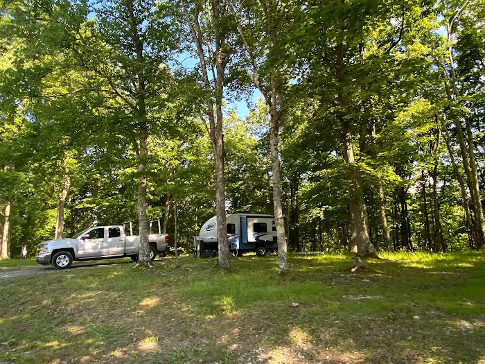 Mountain Lake Campground and Cabins 8